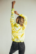 将图片加载到图库查看器,Sunburst Dog Mom Tie Dye Hoodie